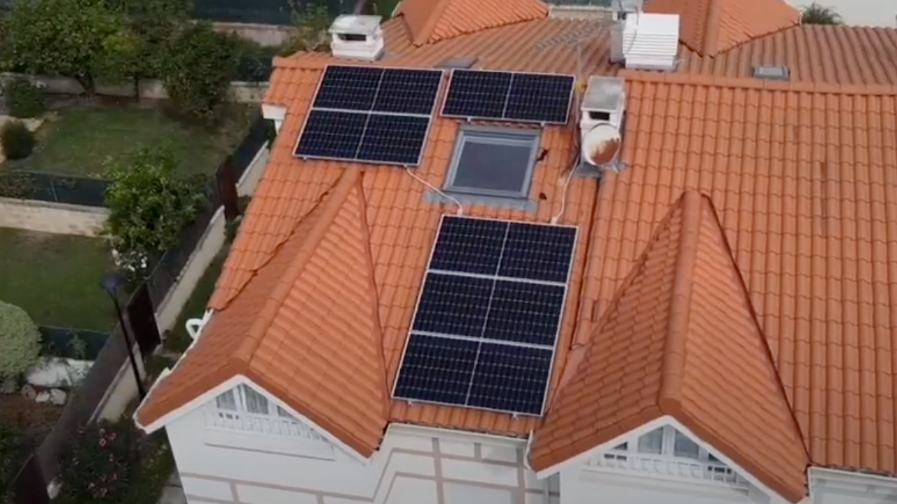 Instalación Fotovoltaica Unifamiliar en Vizcaya